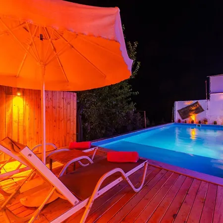 1 Bedroom With Private Pool