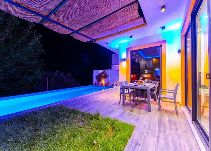 1 Bedroom With Private Pool Kalkan